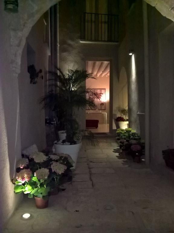 Secret B&B Trapani Bagian luar foto